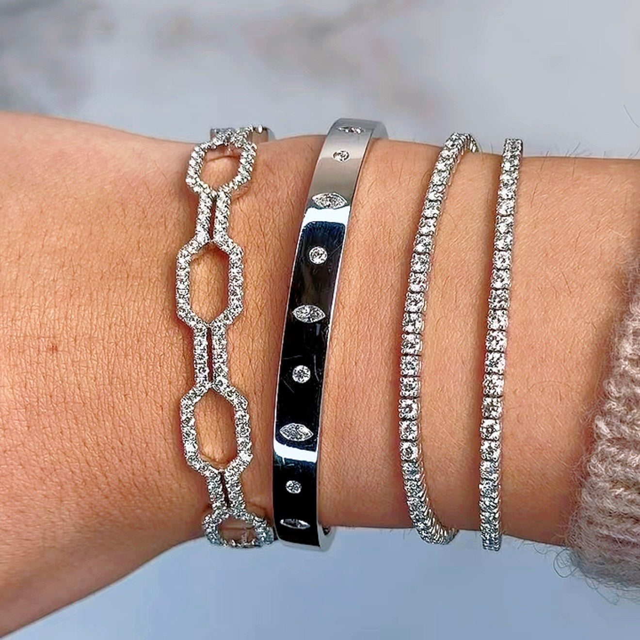 Inlay Diamond Bangle