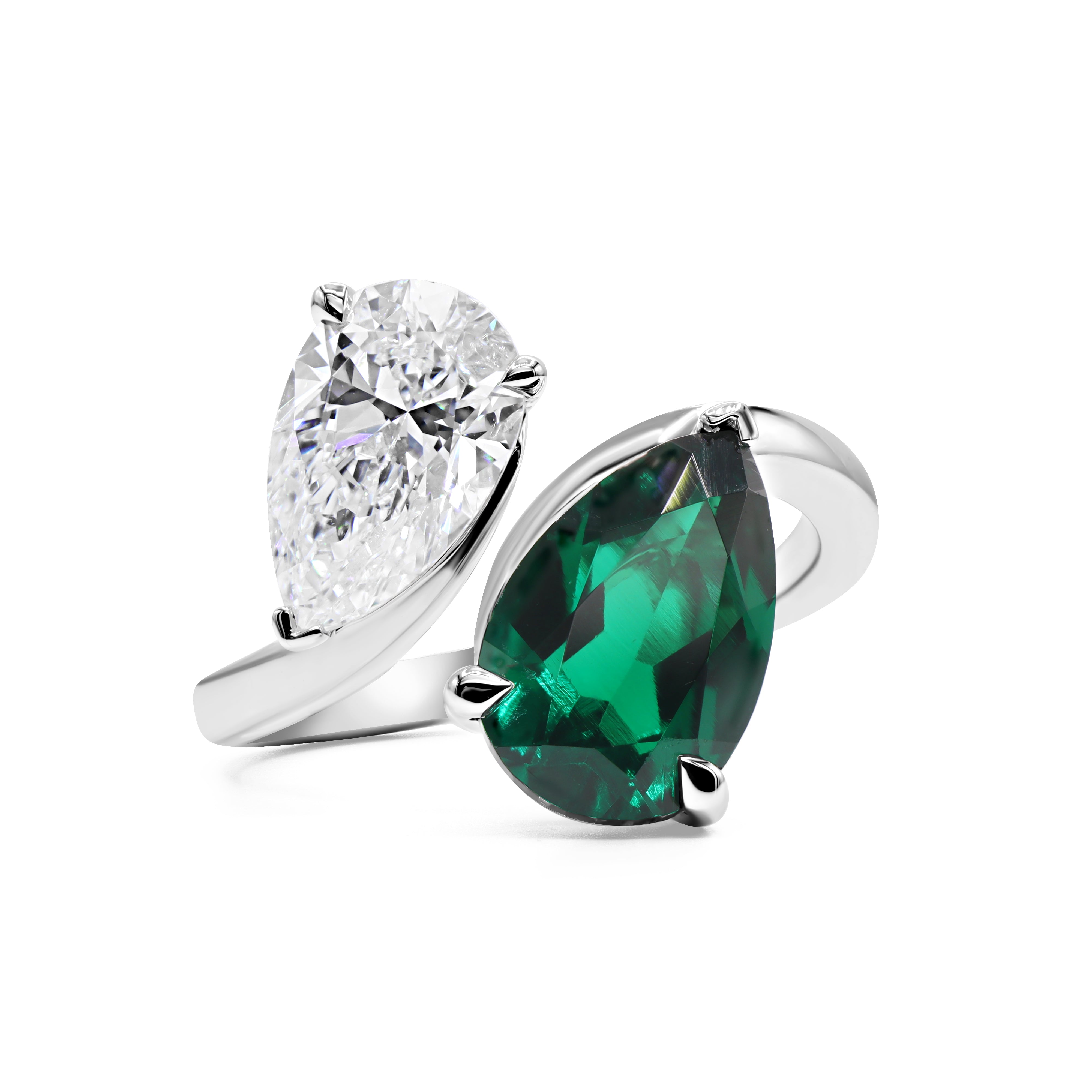Lab Grown Pear Shape Diamond and Emerald Moi et Toi Ring