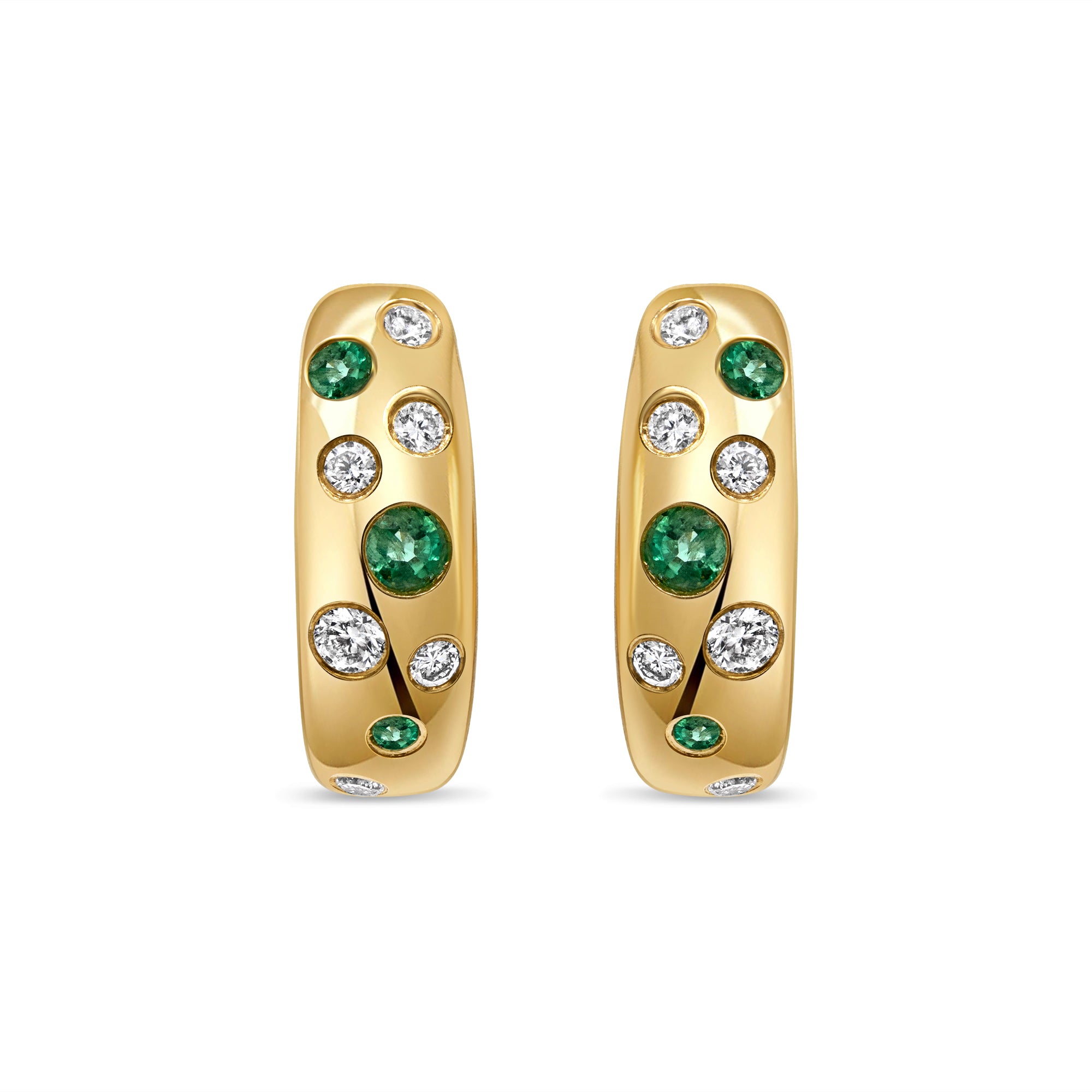 Green emerald and diamond hoop earrings in 14K gold featuring inlay design with emeralds and round brilliant diamonds in an elegant, modern style.