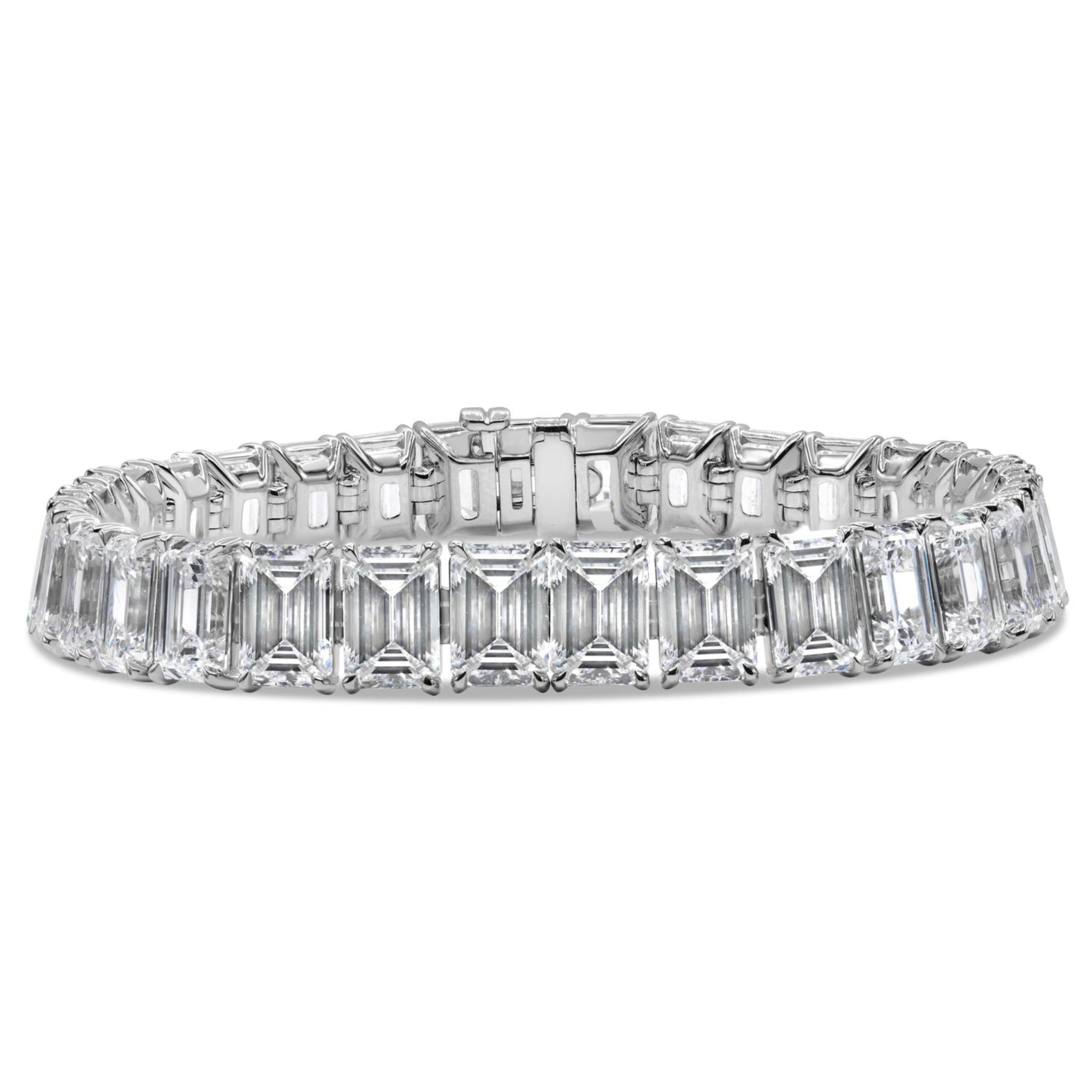 Lab grown large emerald cut diamond tennis bracelet in 14K white gold featuring emerald cut diamonds in a bold, elegant design.