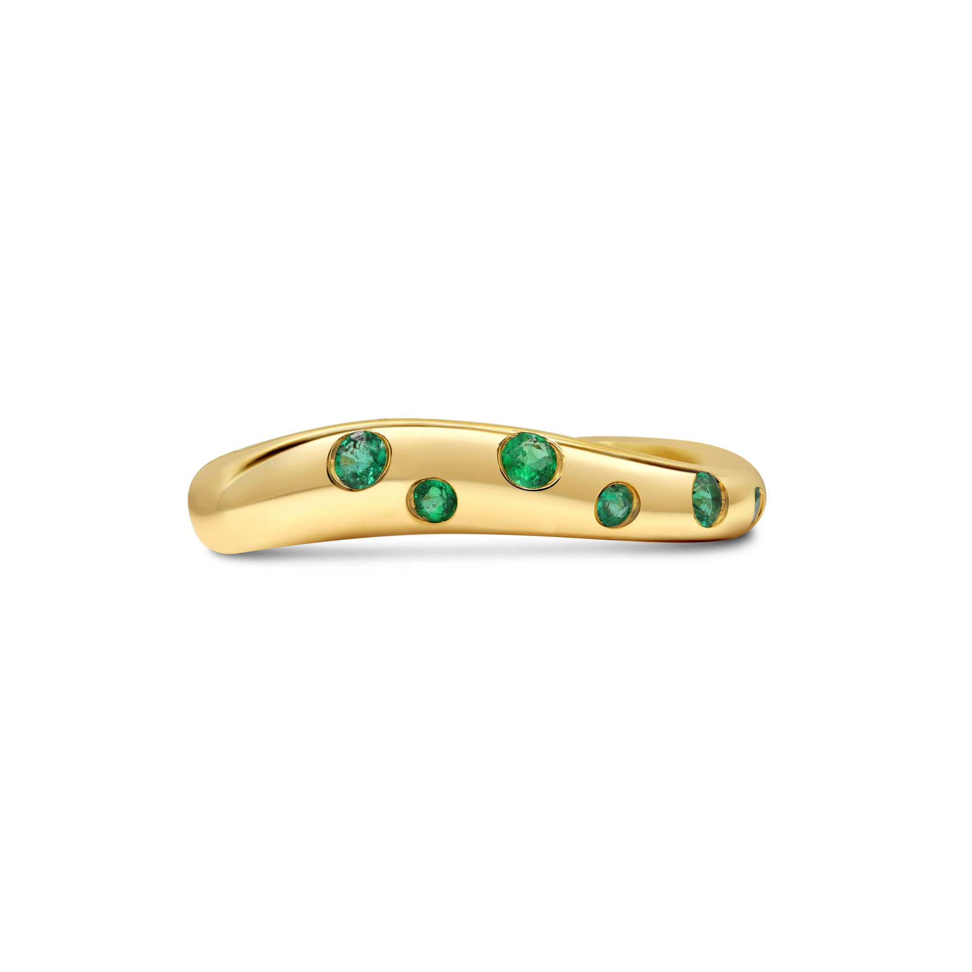 Green emerald inlay curve ring in 18K gold featuring bezel-set emeralds in a sleek, modern stacking design.